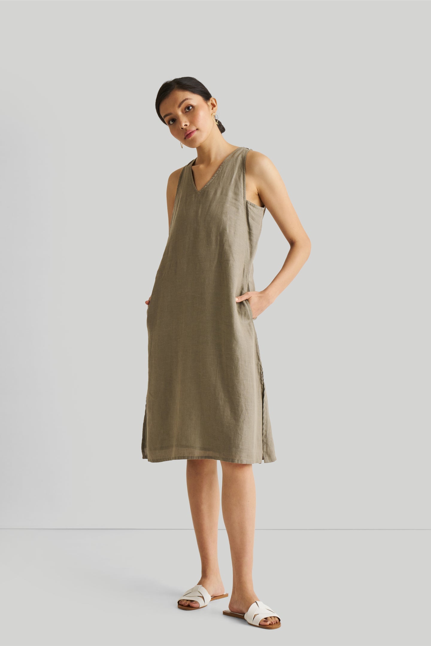 Reading Tea Leaves Dress (Olive)