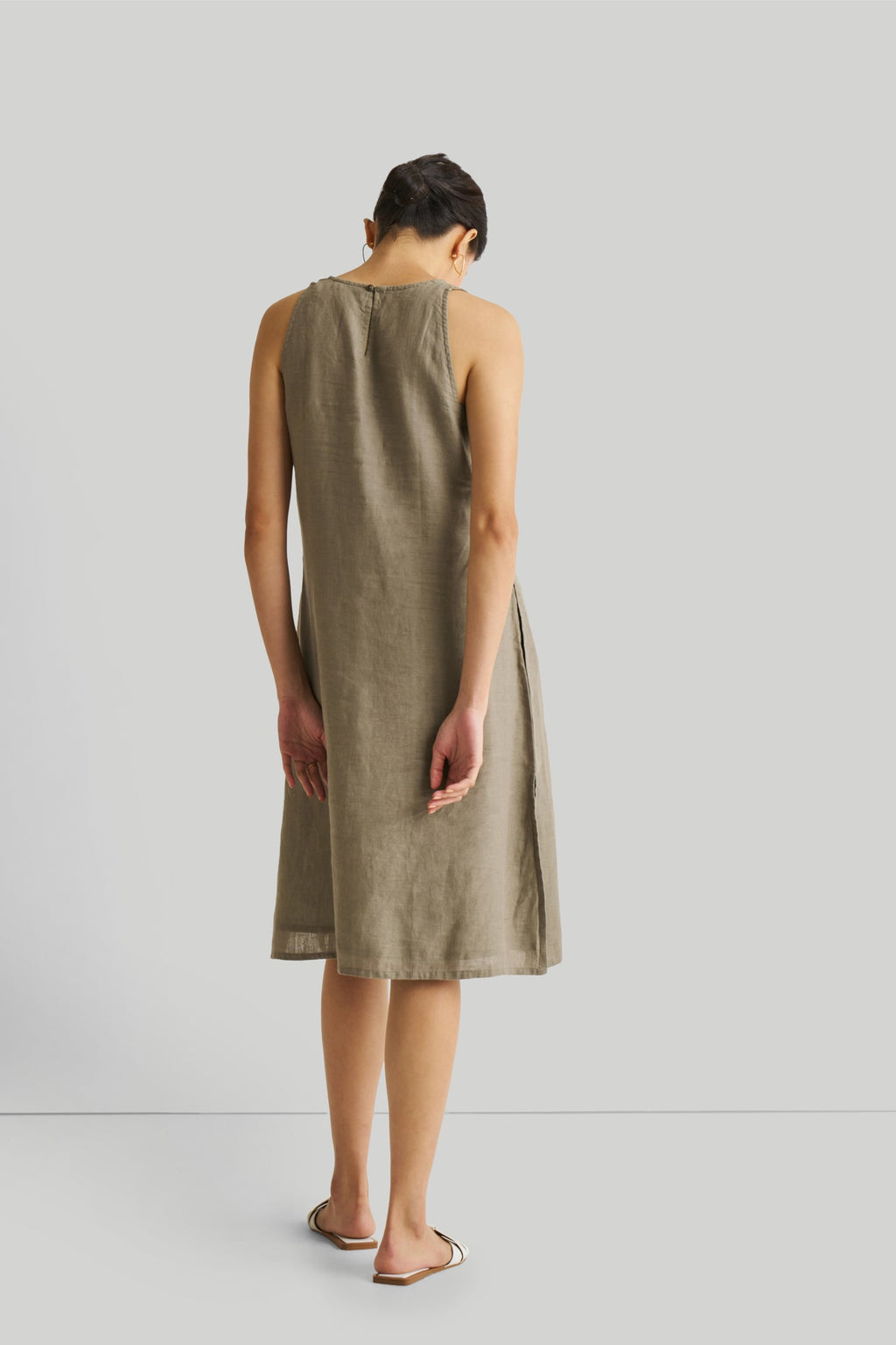 Reading Tea Leaves Dress (Olive)