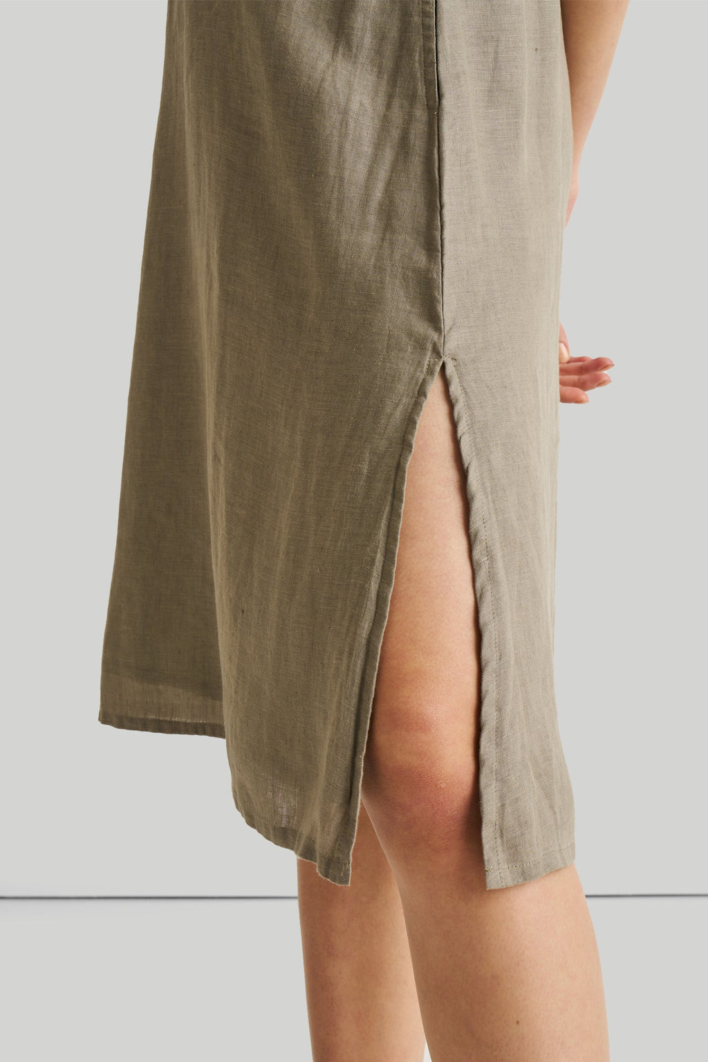 Reading Tea Leaves Dress (Olive)