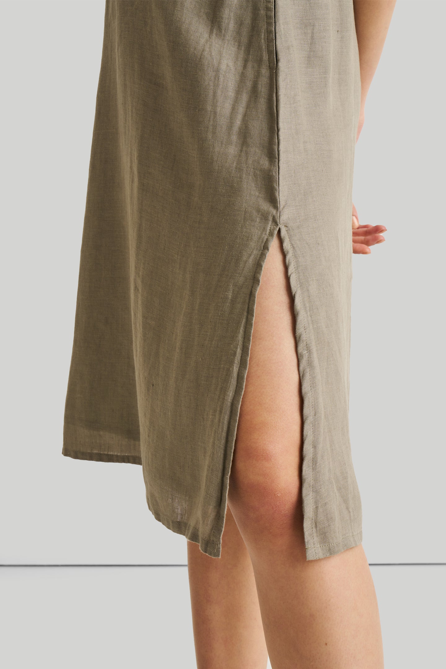 Reading Tea Leaves Dress (Olive)