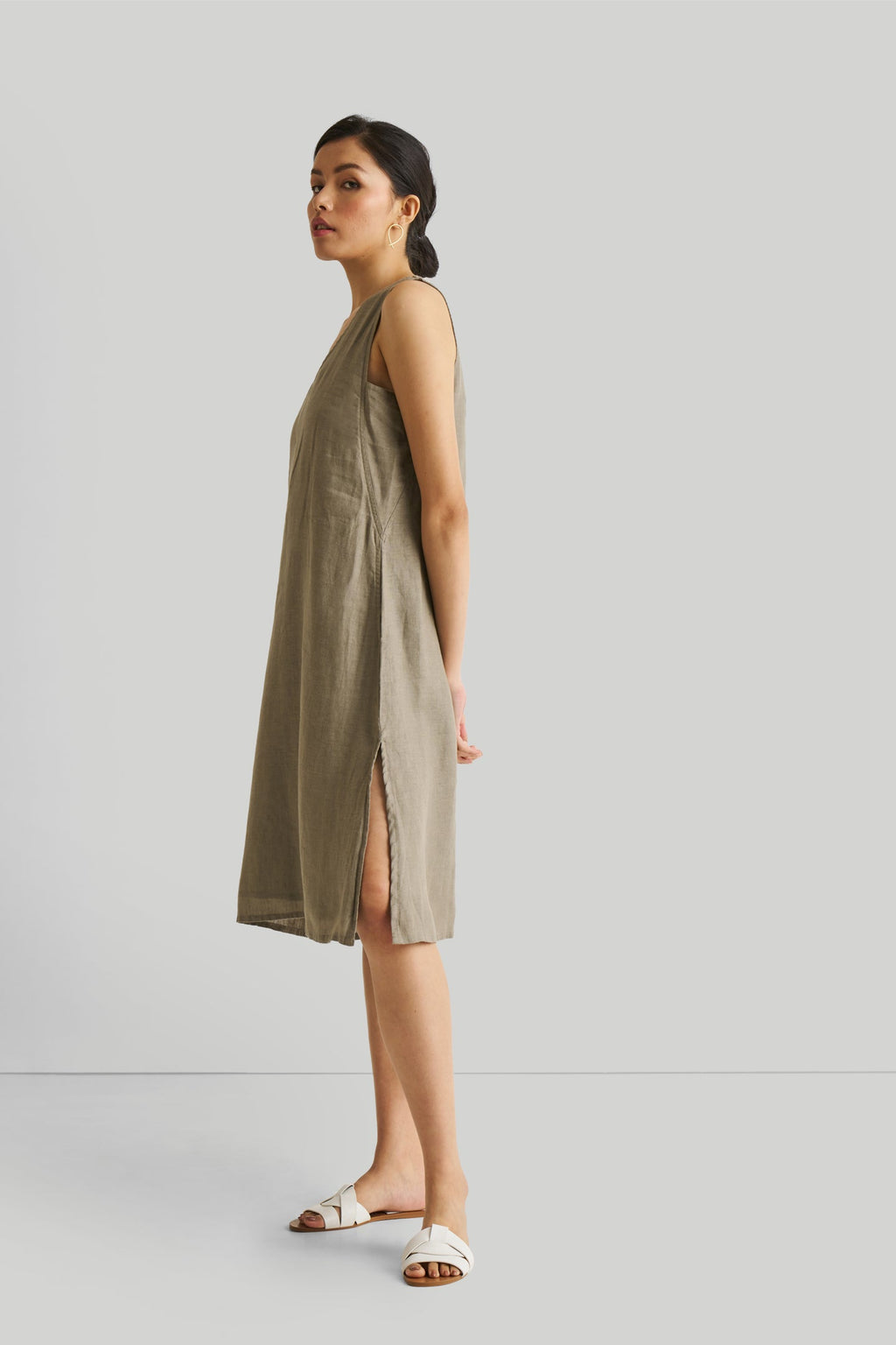 Reading Tea Leaves Dress (Olive)
