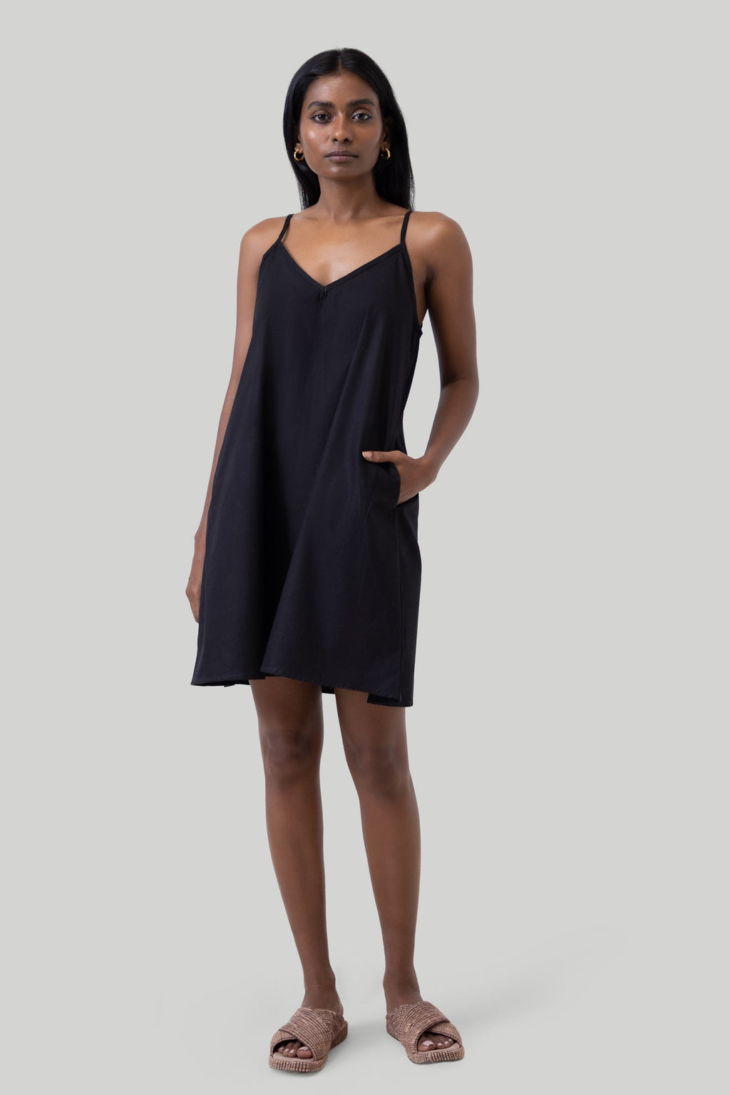 Flow Short Dress in Black