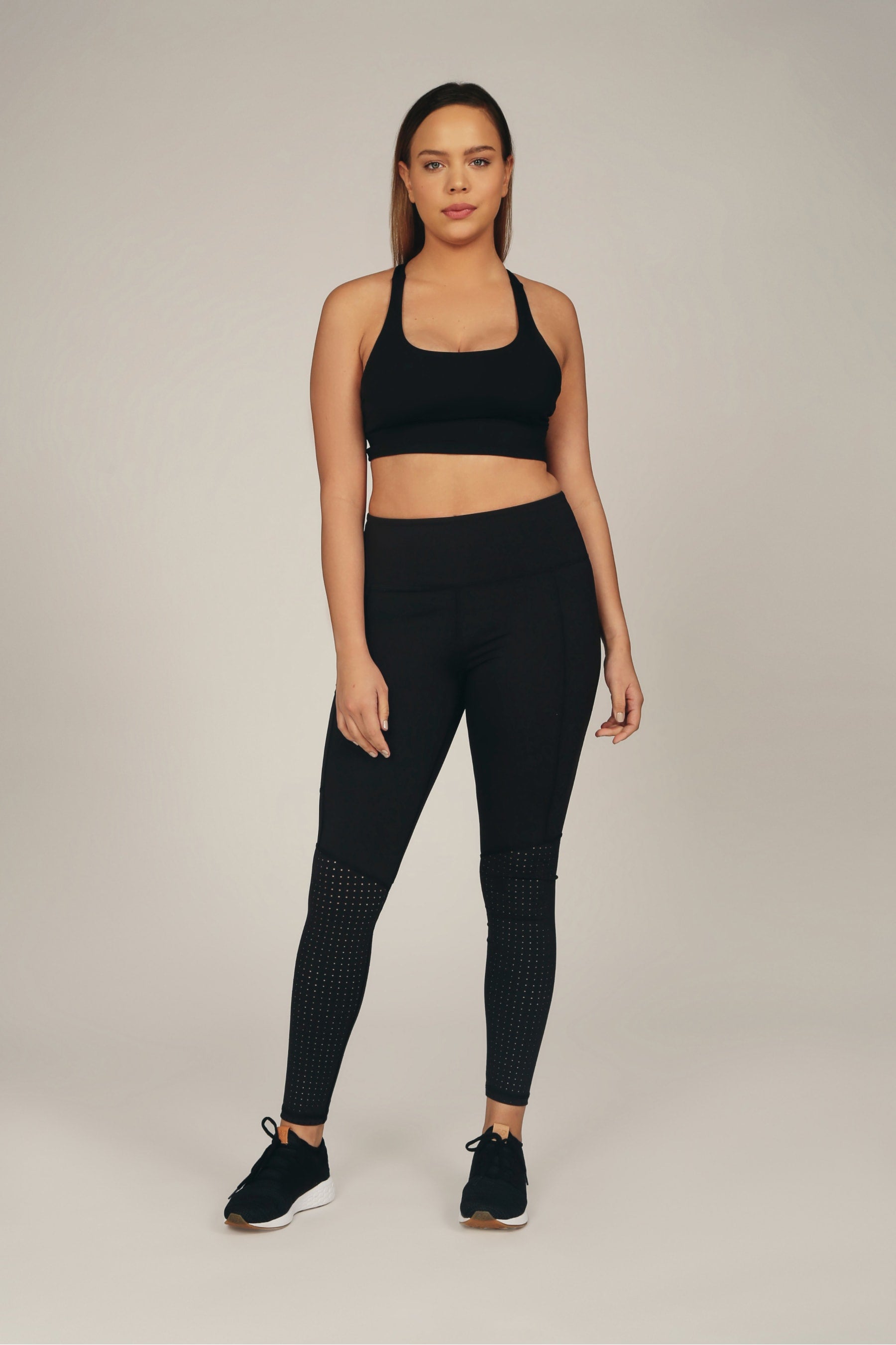 Side pocket legging